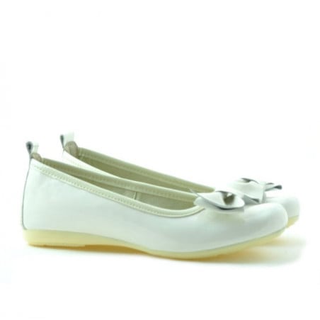 Kinderschuhe 141 Lack Beige
