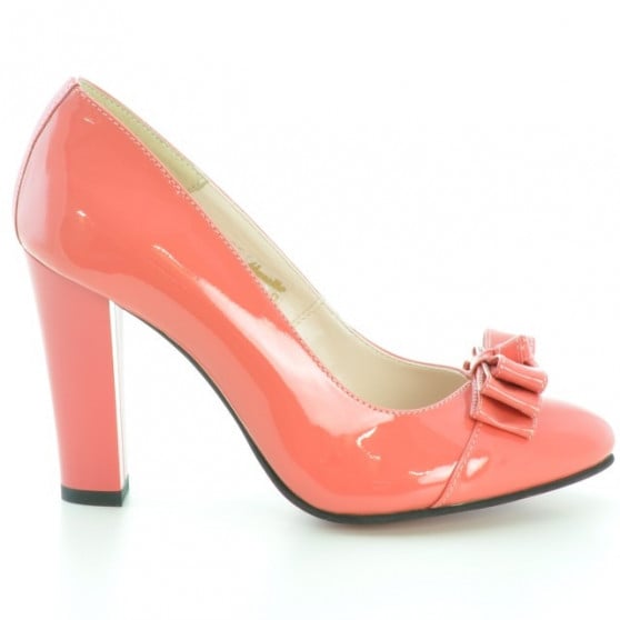 Elegante Damenschuhe 1226 aus Korallenrot Lackleder Elegante Damenschuhe 1226 aus Korallenrot Lackleder