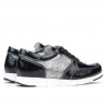 Damensneaker 682 schwarze Lackkombination