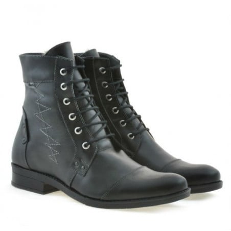 Herrenstiefel 418 schwarz