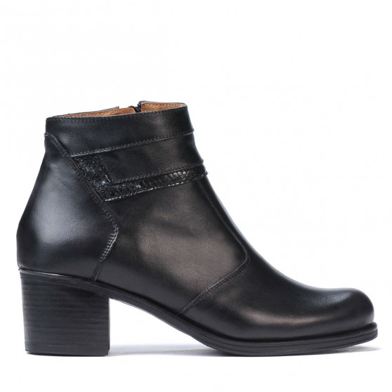 Damenstiefel 3328 schwarz Damenstiefel 3328 schwarz