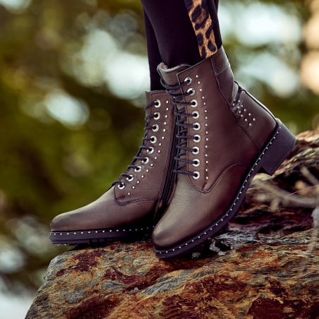 Damenstiefel 3333 kupferfarben lifestyle