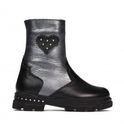 Kleine Kinderstiefel 103c...