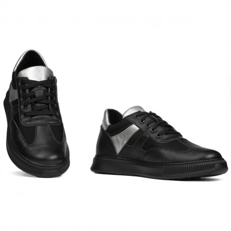 Schwarze Sportschuhe 928 kombiniert