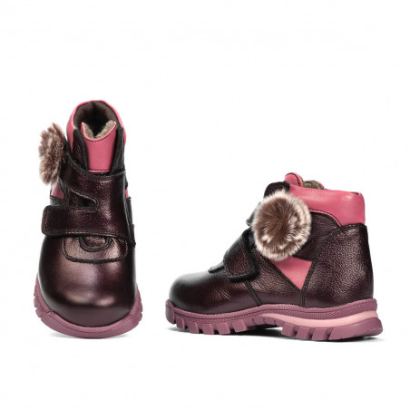 Kleine Kinderstiefel 104c in Perlmutt-Lila kombiniert