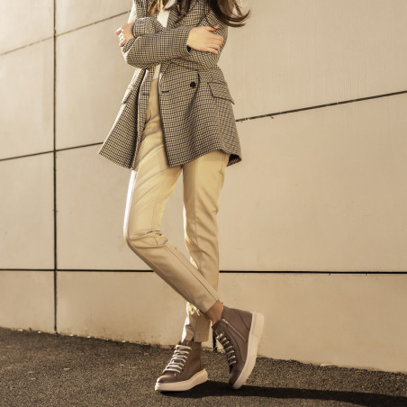 Damenstiefel 3370 Cappuccino lifestyle
