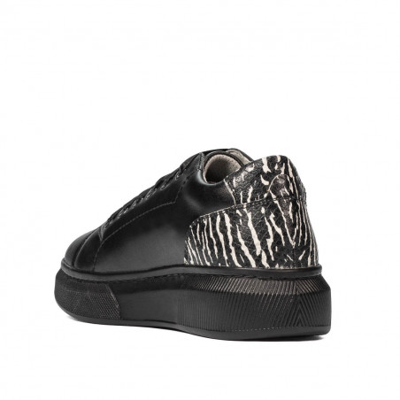 Freizeit-/Sportschuhe 6048 schwarz kombiniert