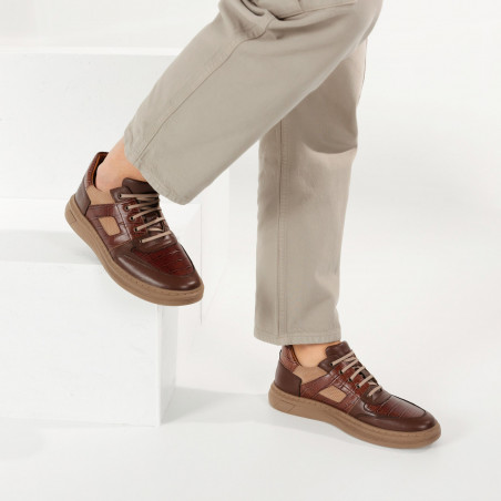 Sportliche Schuhe 942 kombiniert braun