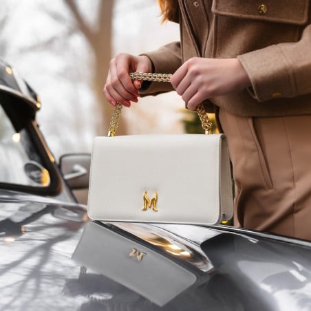 Damentasche Umhängetasche 010g beige Latte Caviar lifestyle