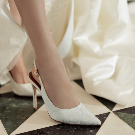 Damensandalen 1352 weißer Satin lifestyle