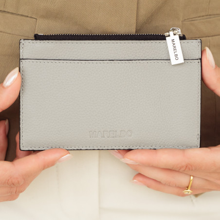 Kartenhalter 209g 01 Biz Grau lifestyle