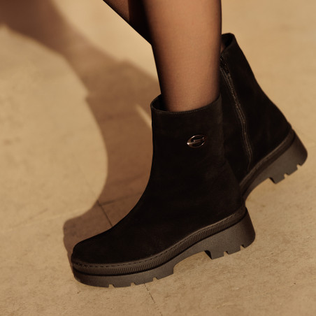 Damenstiefel 3408 schwarzes Veloursleder lifestyle