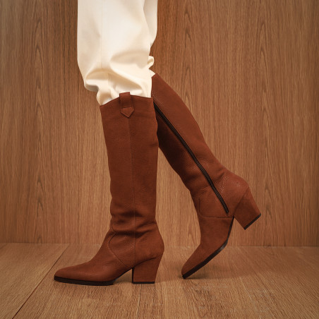 Damenstiefel mit Absatz 1412 Biz Schokolade lifestyle