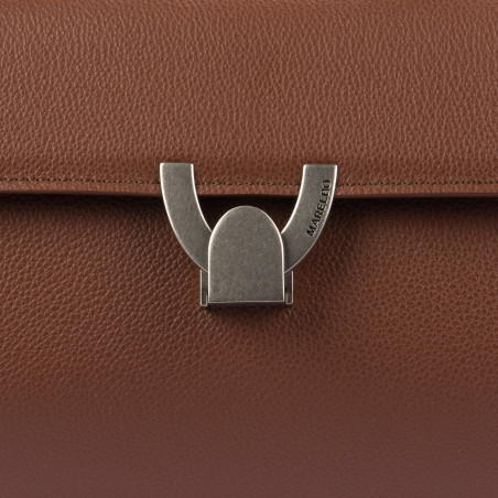 Damen-Umhängetasche 032g 01 Cognac