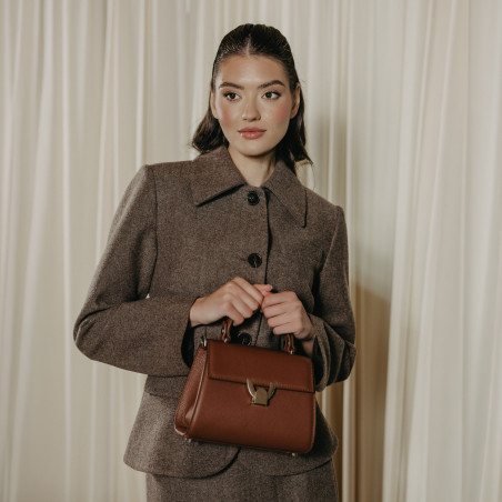 Damen-Umhängetasche 032g 01 Cognac lifestyle